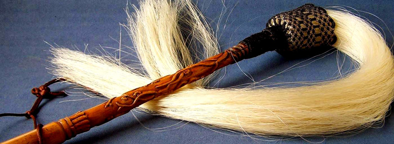 Buddhist Taoist Nylon Silk Fly Whisk Wooden Handdle White Horsetail Whisk Plays 